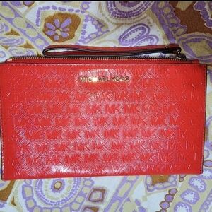 Michael Kors wristlet